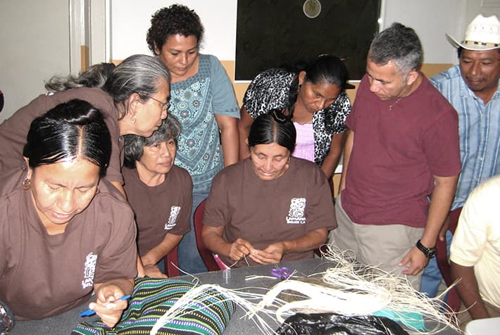 Artisans development in Belize